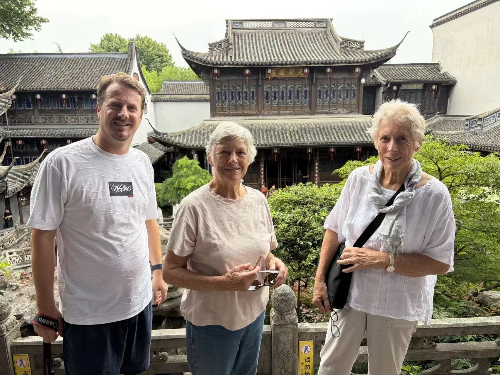 Elizabeth — guest photo